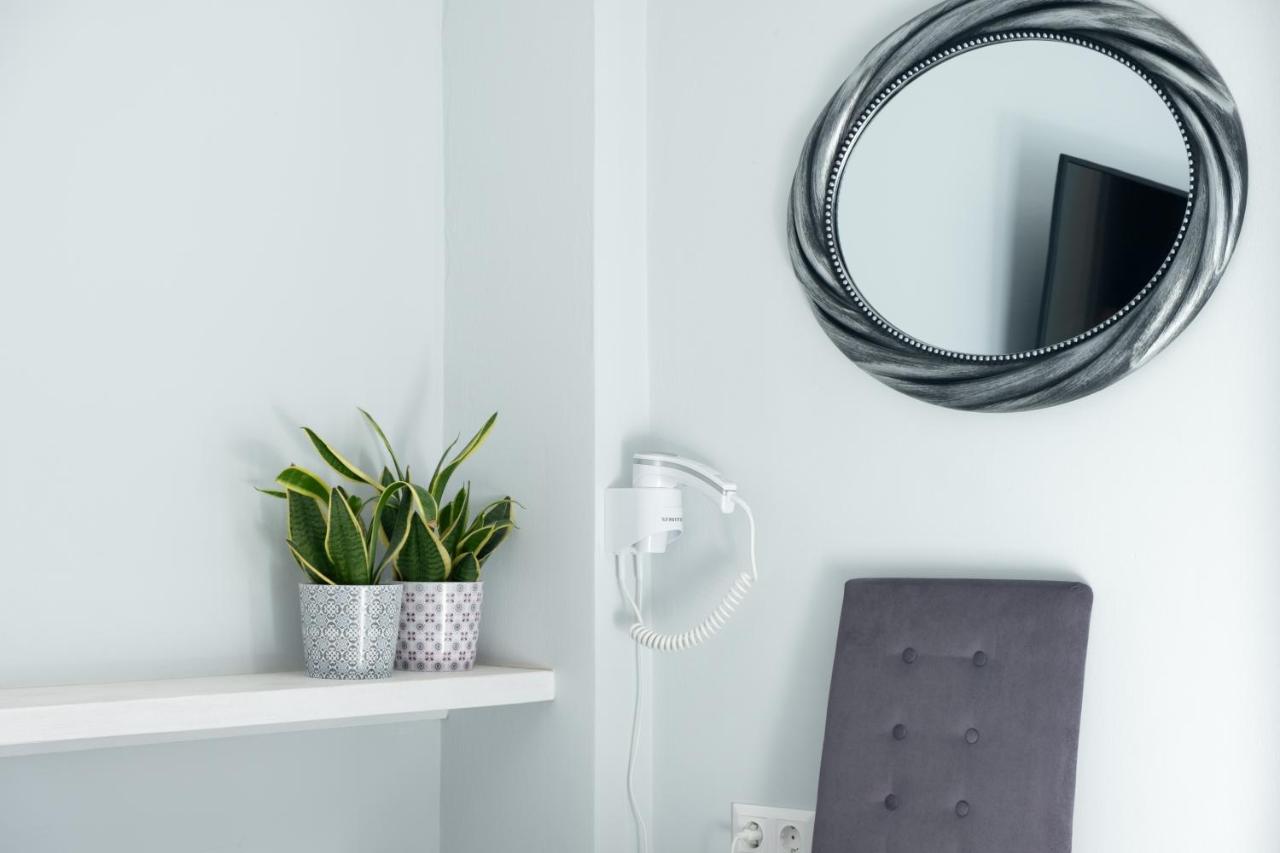 DIIO Suites - 5
