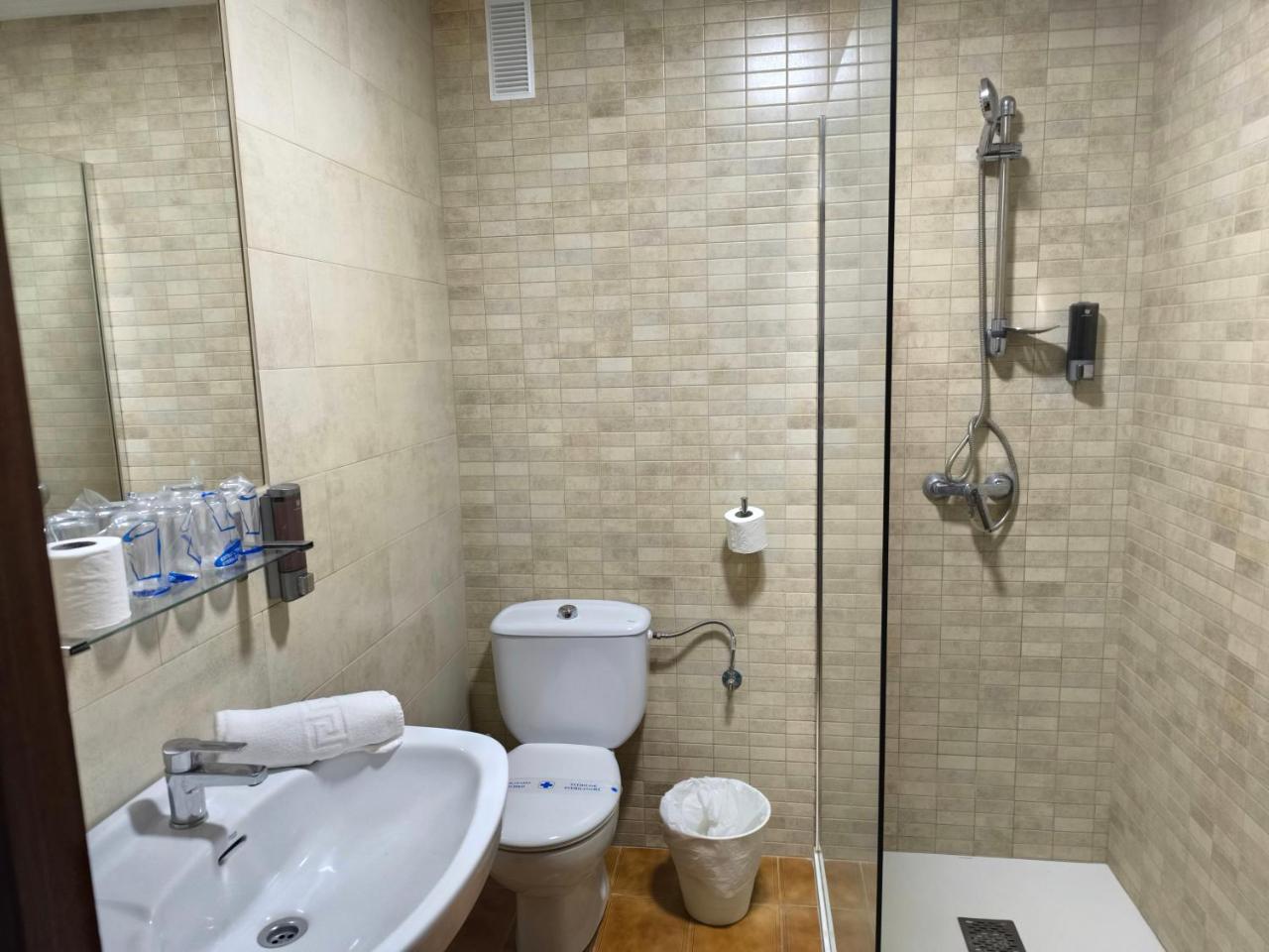 Hotel Arillo photo 2