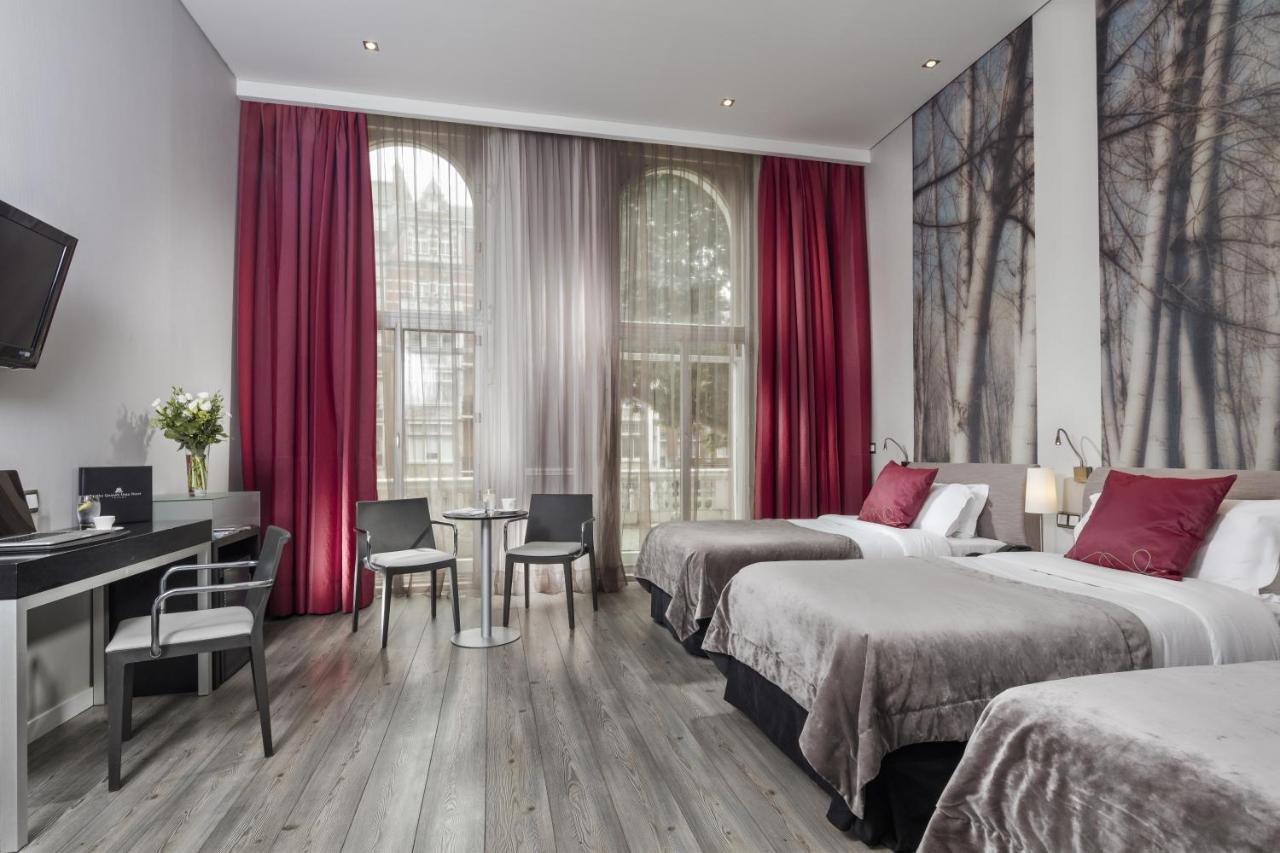 The Queens Gate Hotel photo 2