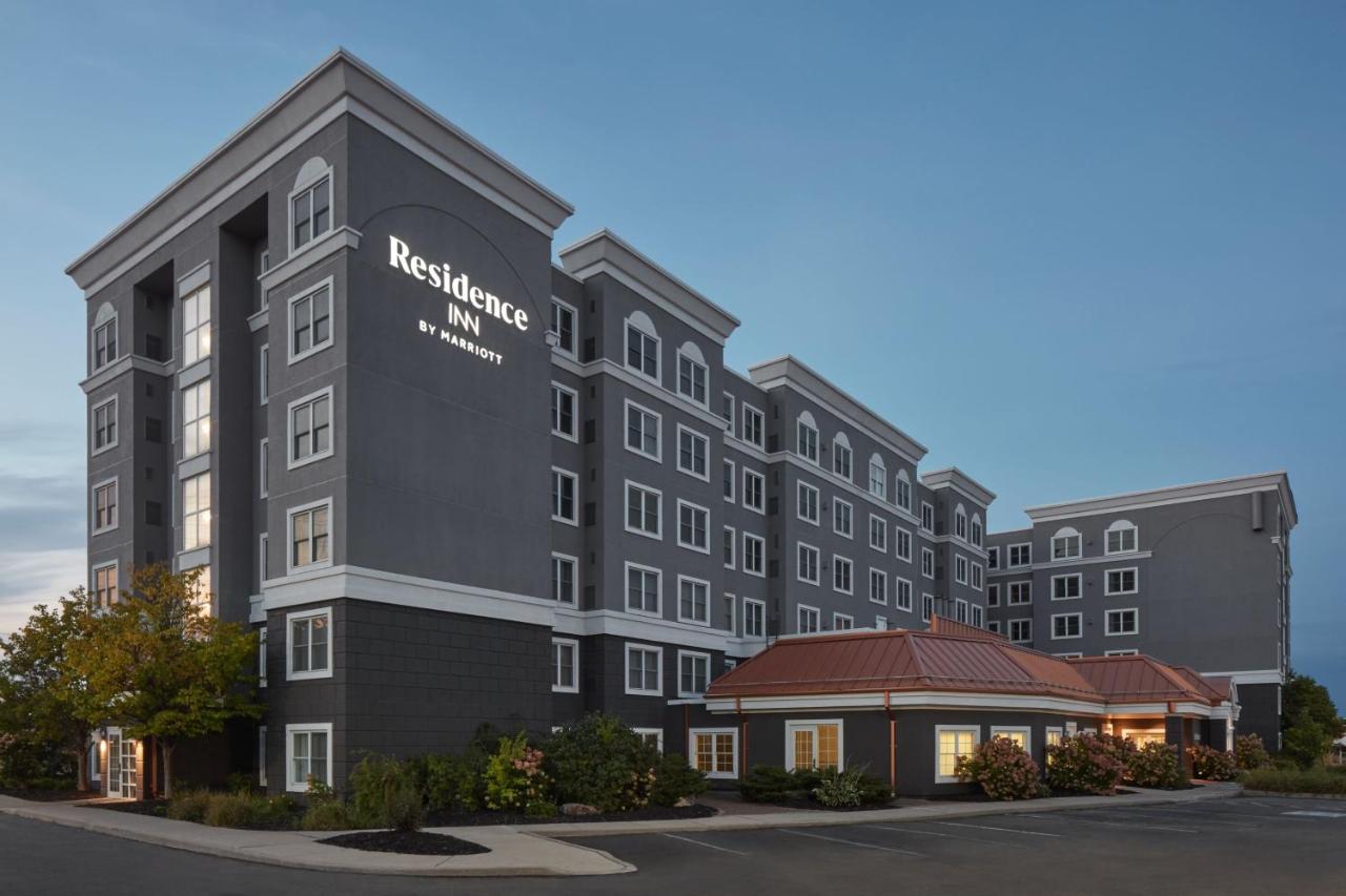 Residence Inn by Marriott Mississauga-Airport Corporate Centre West