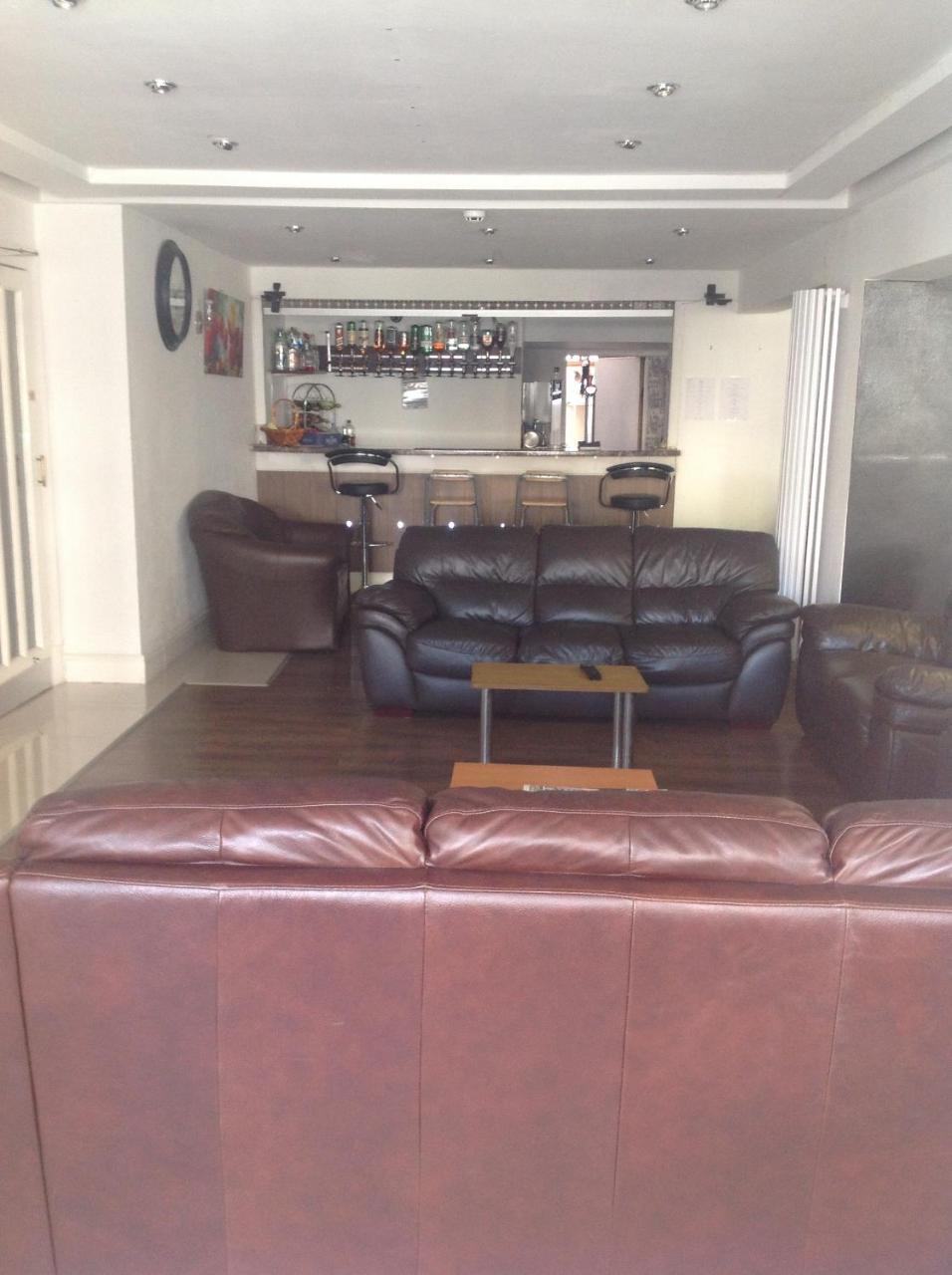 The Woodfield Hotel , Indoor Heated swimming pool, Spacious lounge and Bar photo 4