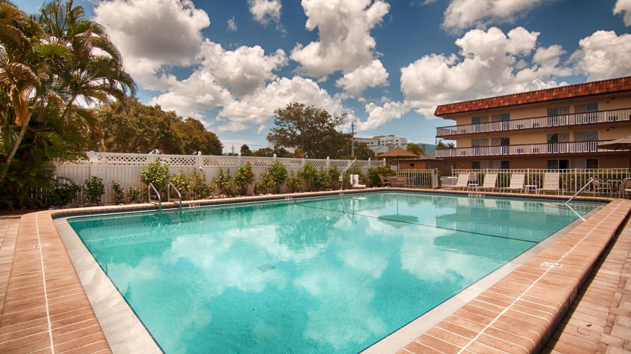Photo - Baymont By Wyndham Sarasota