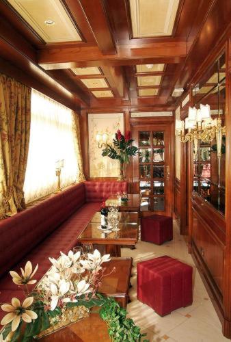 Hotel Champagne Palace photo 3
