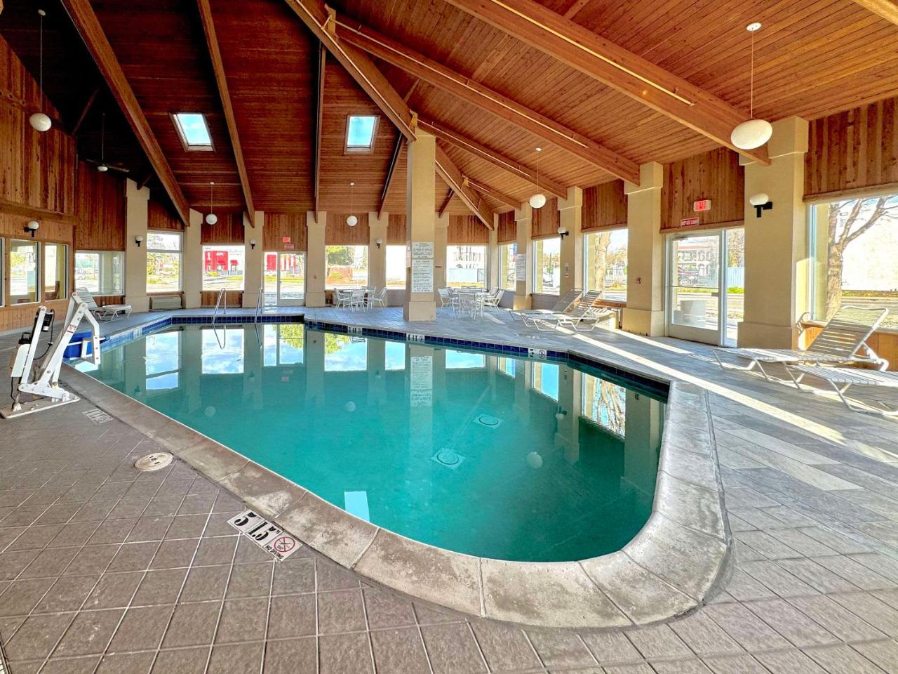 Quality Inn & Suites Willows