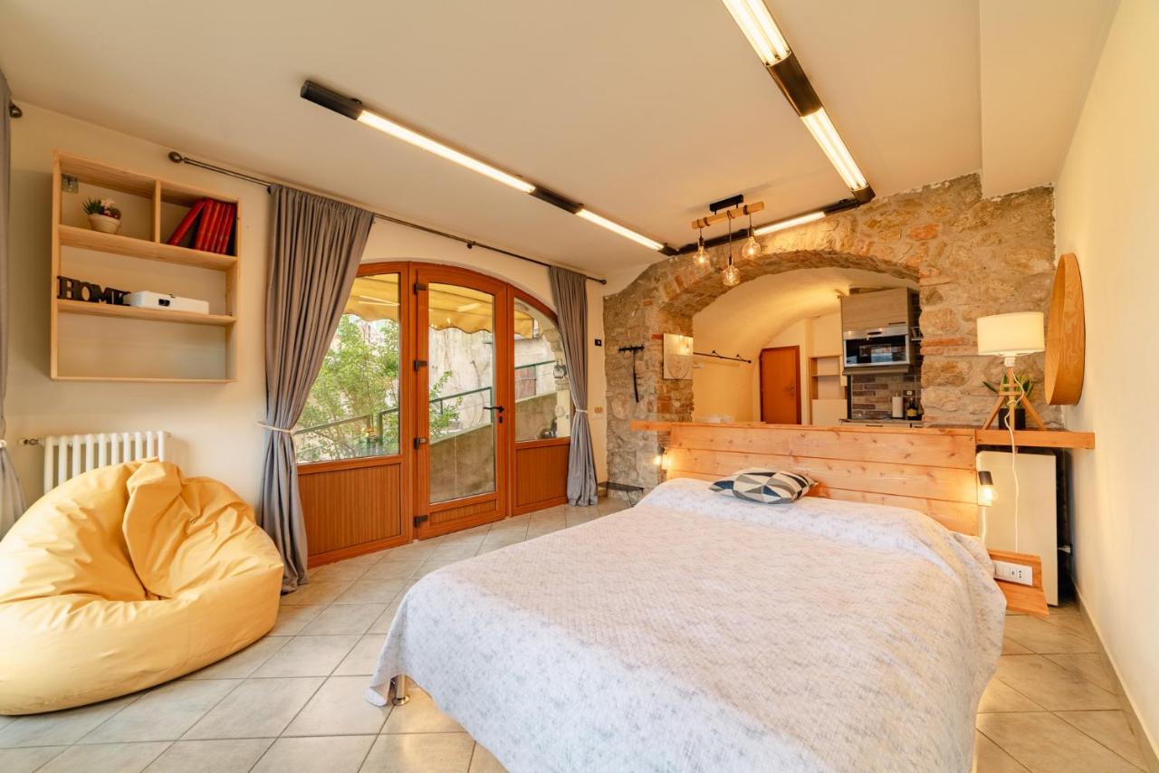 Studio with private garden by GardaDoma - 5