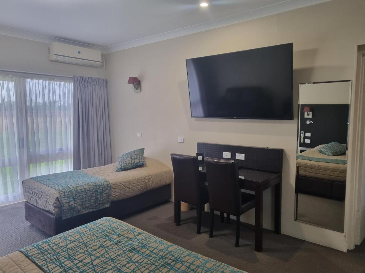 Australian Homestead Motor Lodge photo 4
