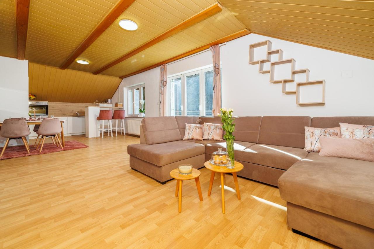 Apartmani Anđelić- Fužine 1 - 4