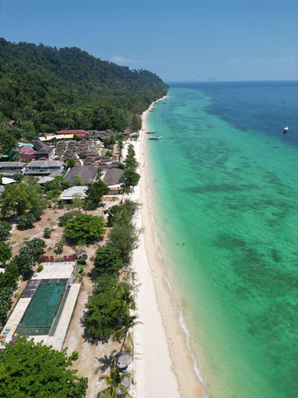 Photo - Thanya Beach Resort - SHA Plus