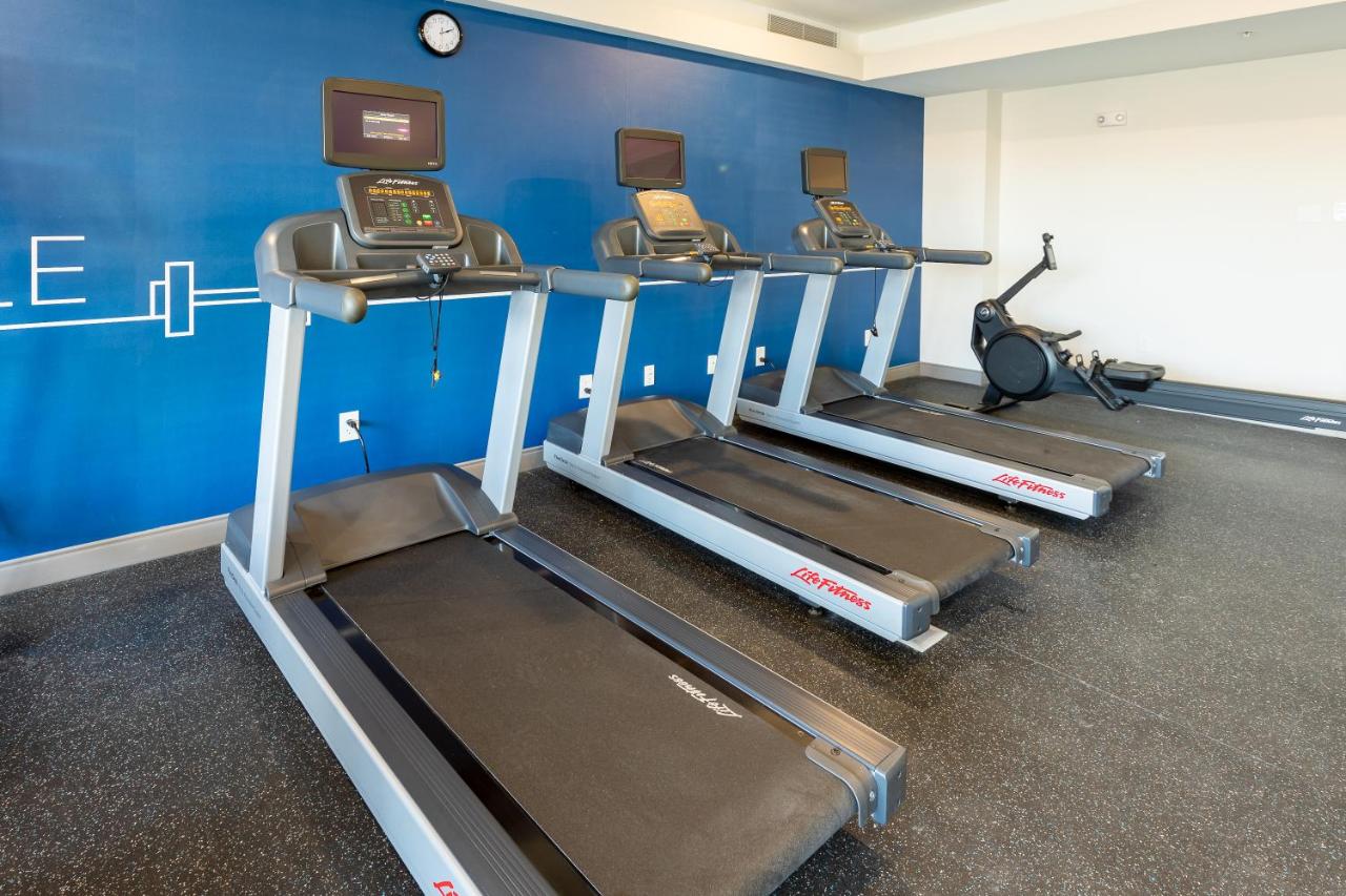 HOLIDAY INN EXPRESS AND SUITES ENGLEWOOD DENVER SOUTH By IHG photo 3