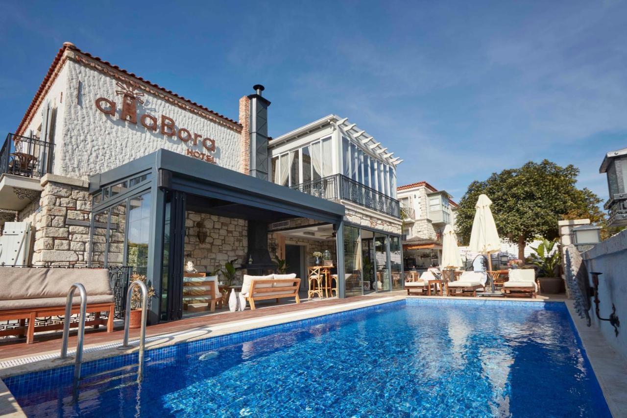 AlaBora Hotel