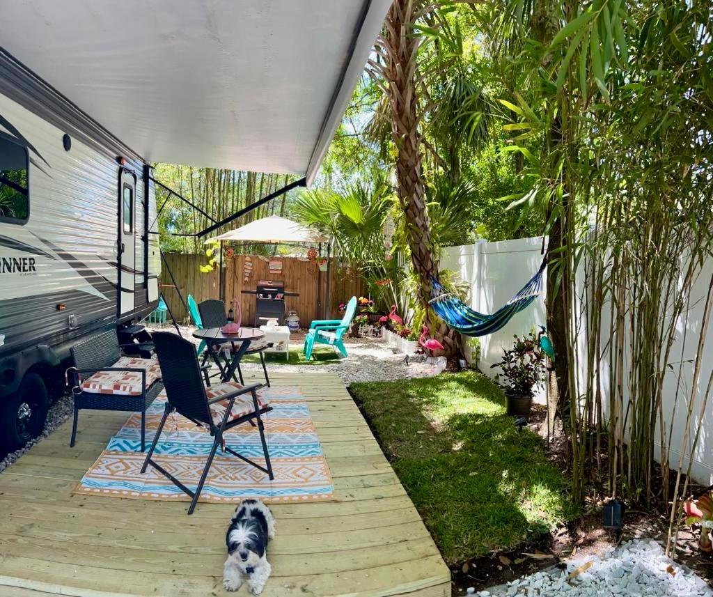 Grand Family RV Camper near Tampa and Clearwater Beaches