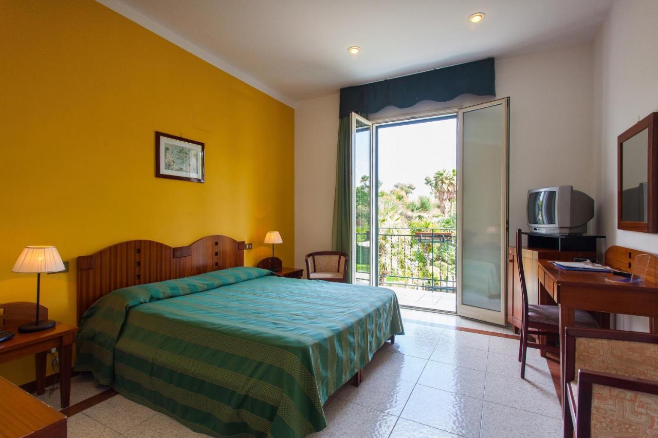 Hotel Villa d'Amato photo 2