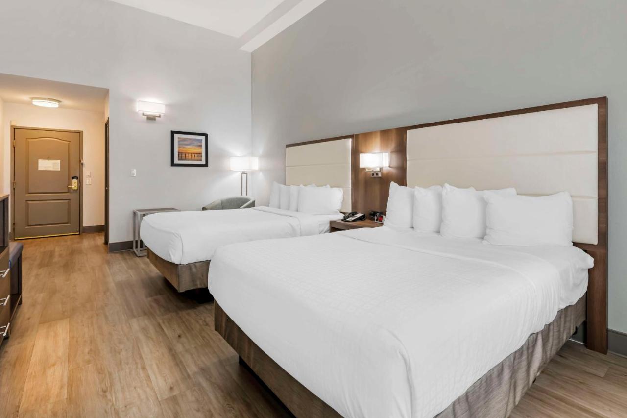 Best Western Plus First Coast Inn & Suites photo 2