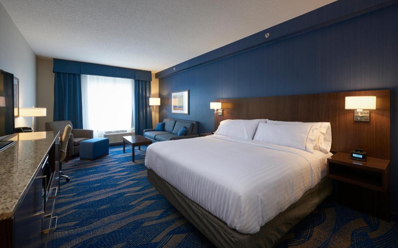 Holiday Inn Express & Suites St. John's Airport By IHG photo 2