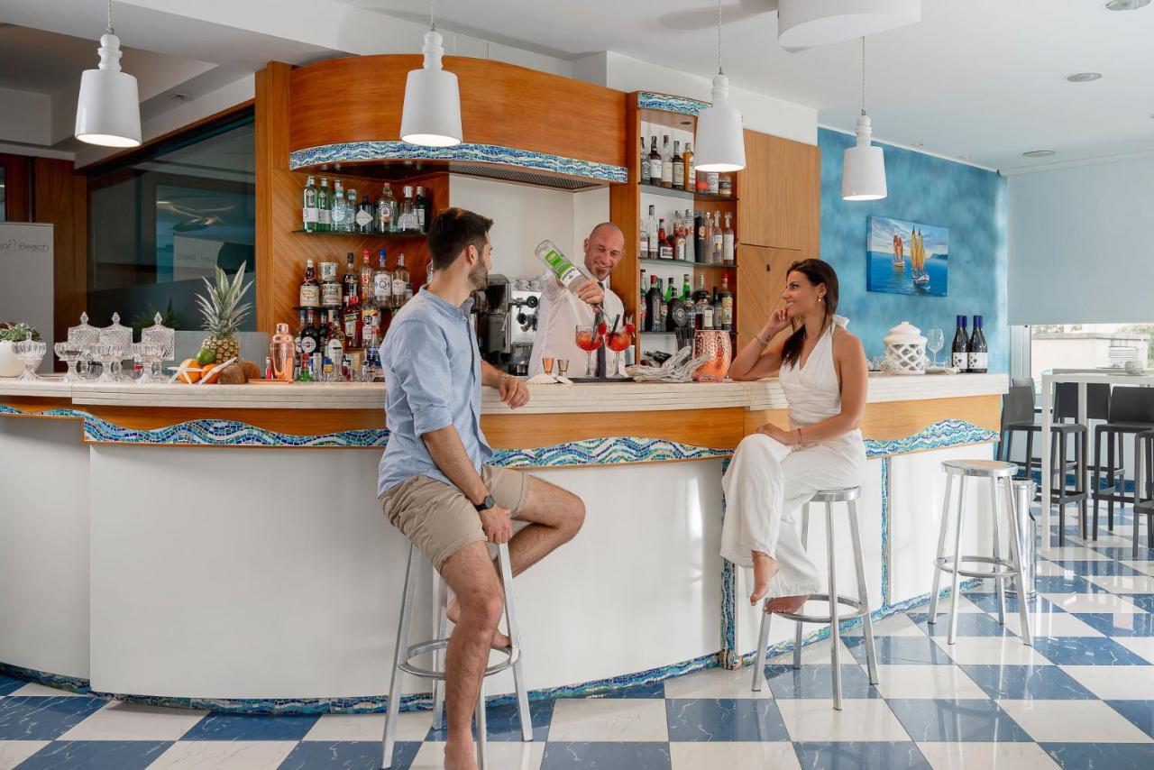 Luxor Beach Boutique Hotel Cattolica photo 2