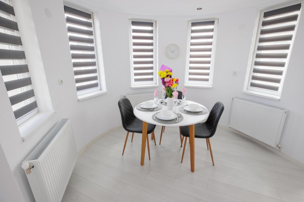 WhiteBoxApartment - 4