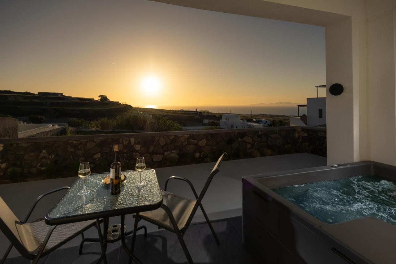 Nastram Suites Oia - 6