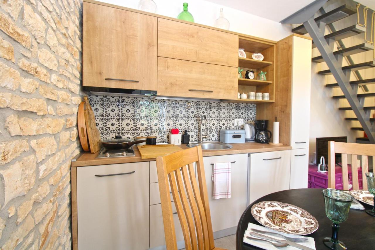 Apartment 2323 - 4