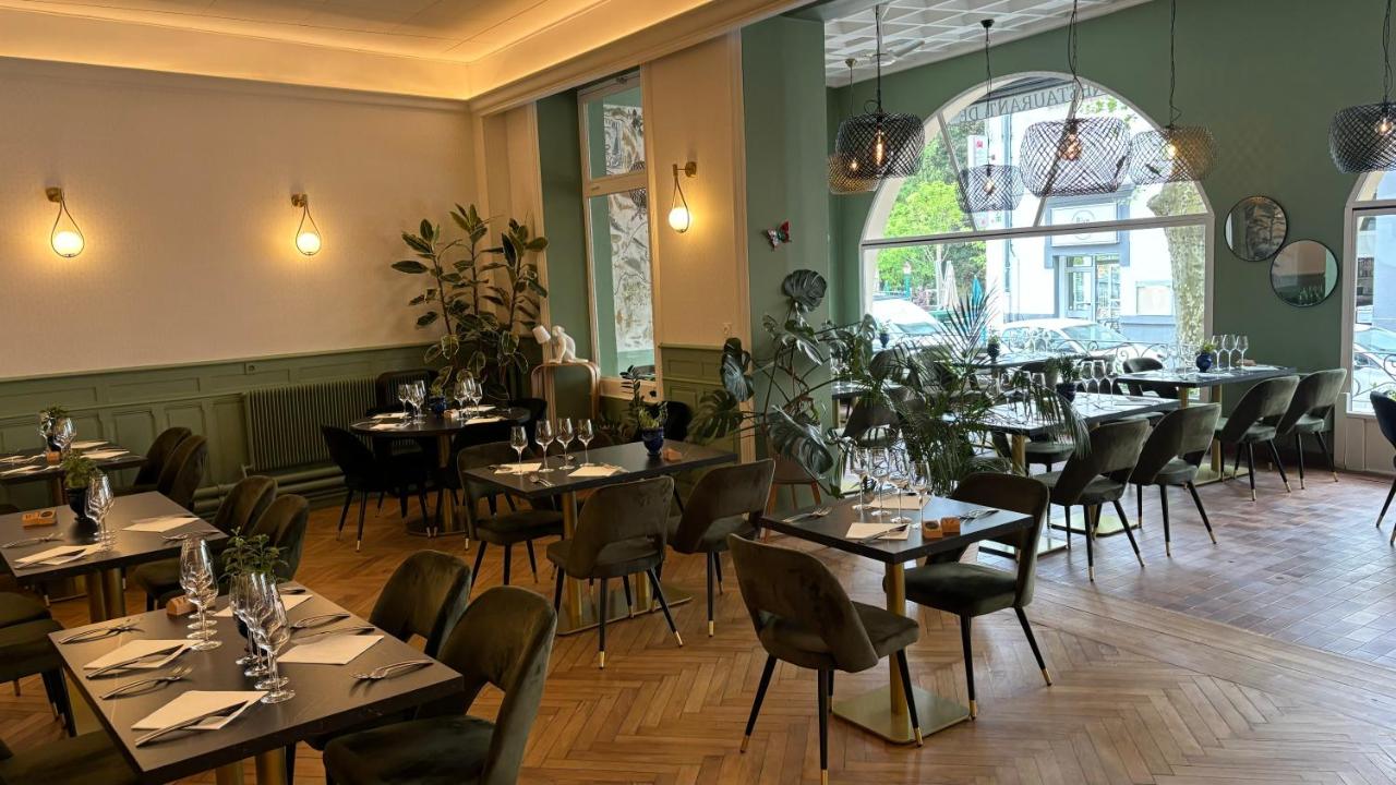 Foto - Logis Hôtel Restaurant Grand Hôtel de Lyon