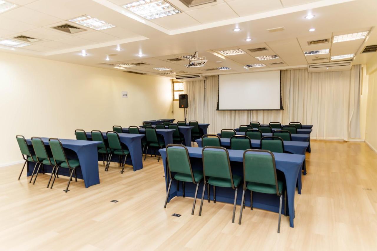 Hotel Golden Park Uberlandia By Nacional Inn photo 3