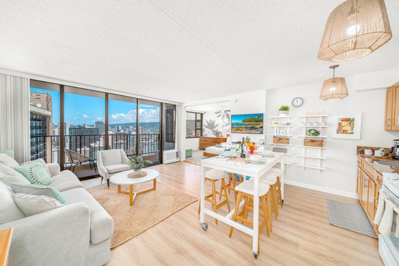 Lovely 1BR Ocean View Condo, Near Beach + Parking! - 6