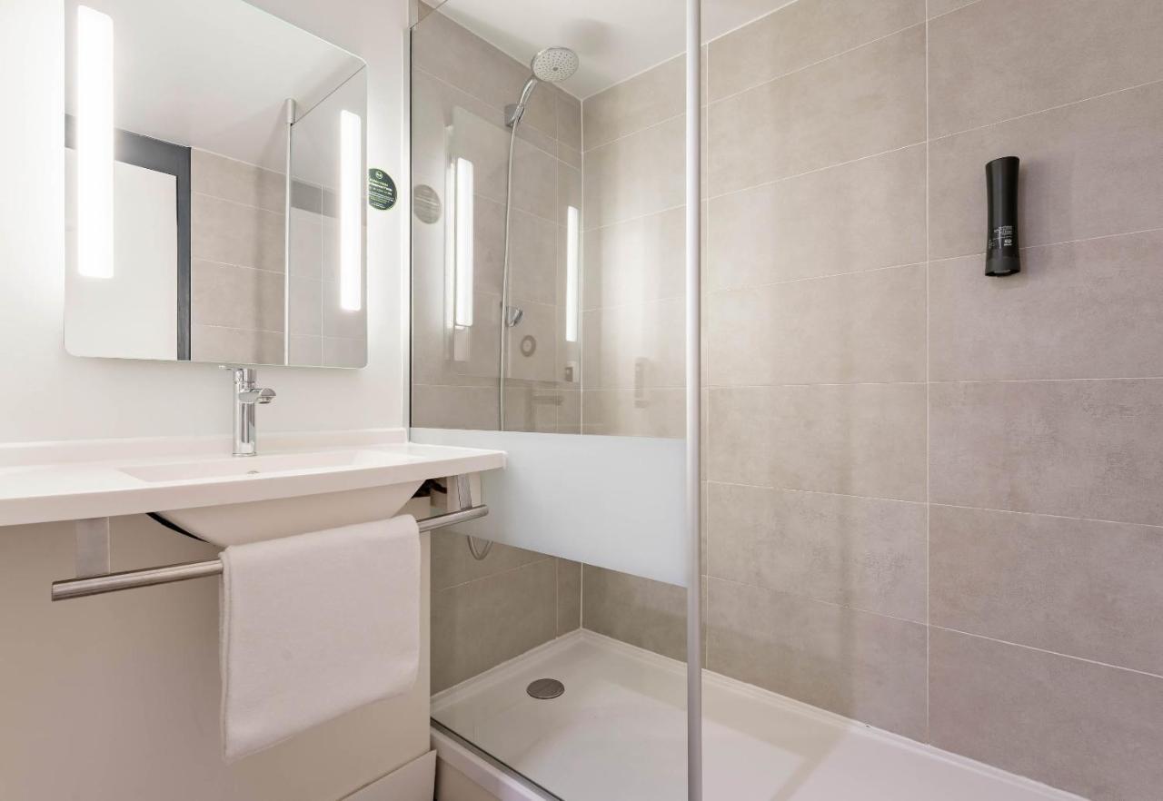 B&B HOTEL Valenciennes Sud 3 étoiles - 4