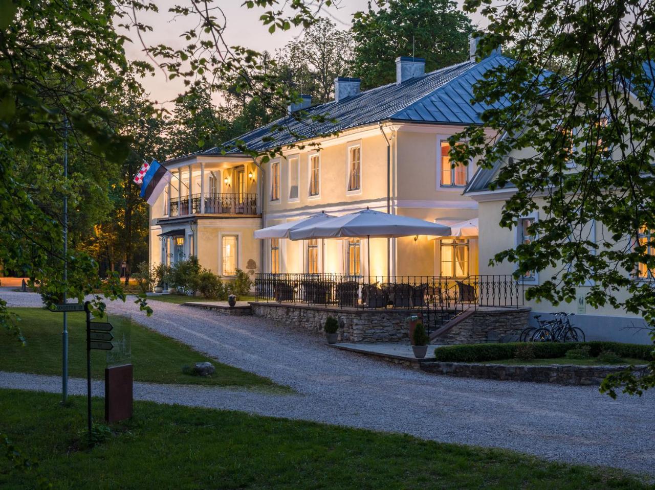 Padise Manor - 5