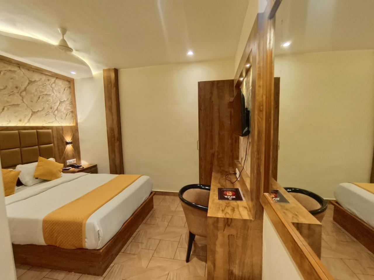 Hotel Riva International Goregaon- Near NESCO photo 3