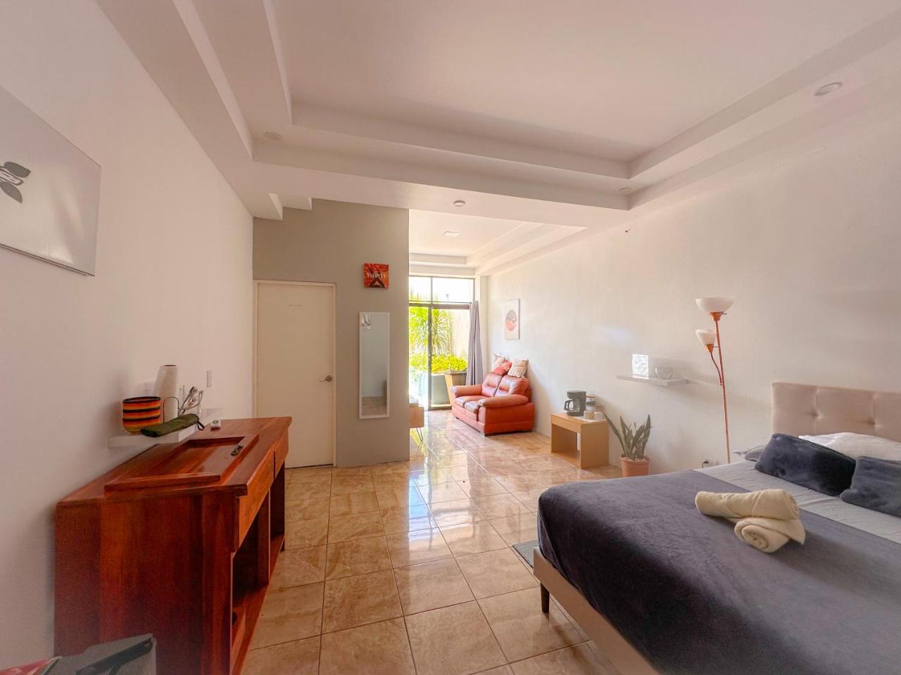 Casa Garitas GuestHouse & Car Rental - Free Shuttle to & from SJO Airport - Visit Us casagaritas com photo 3