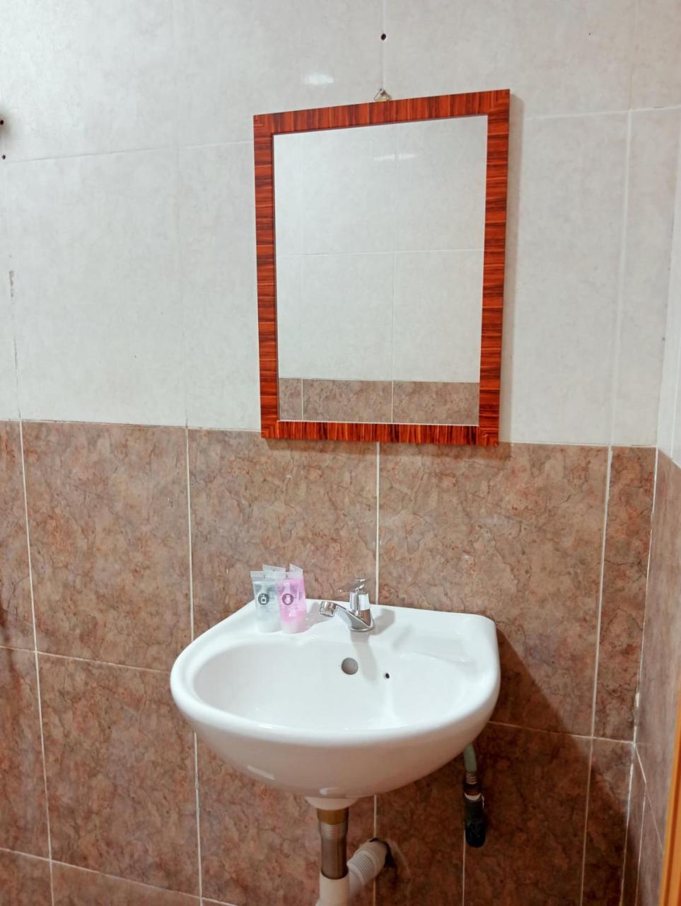 HOTEL SAHARA INN TANJUNG MALIM photo 2