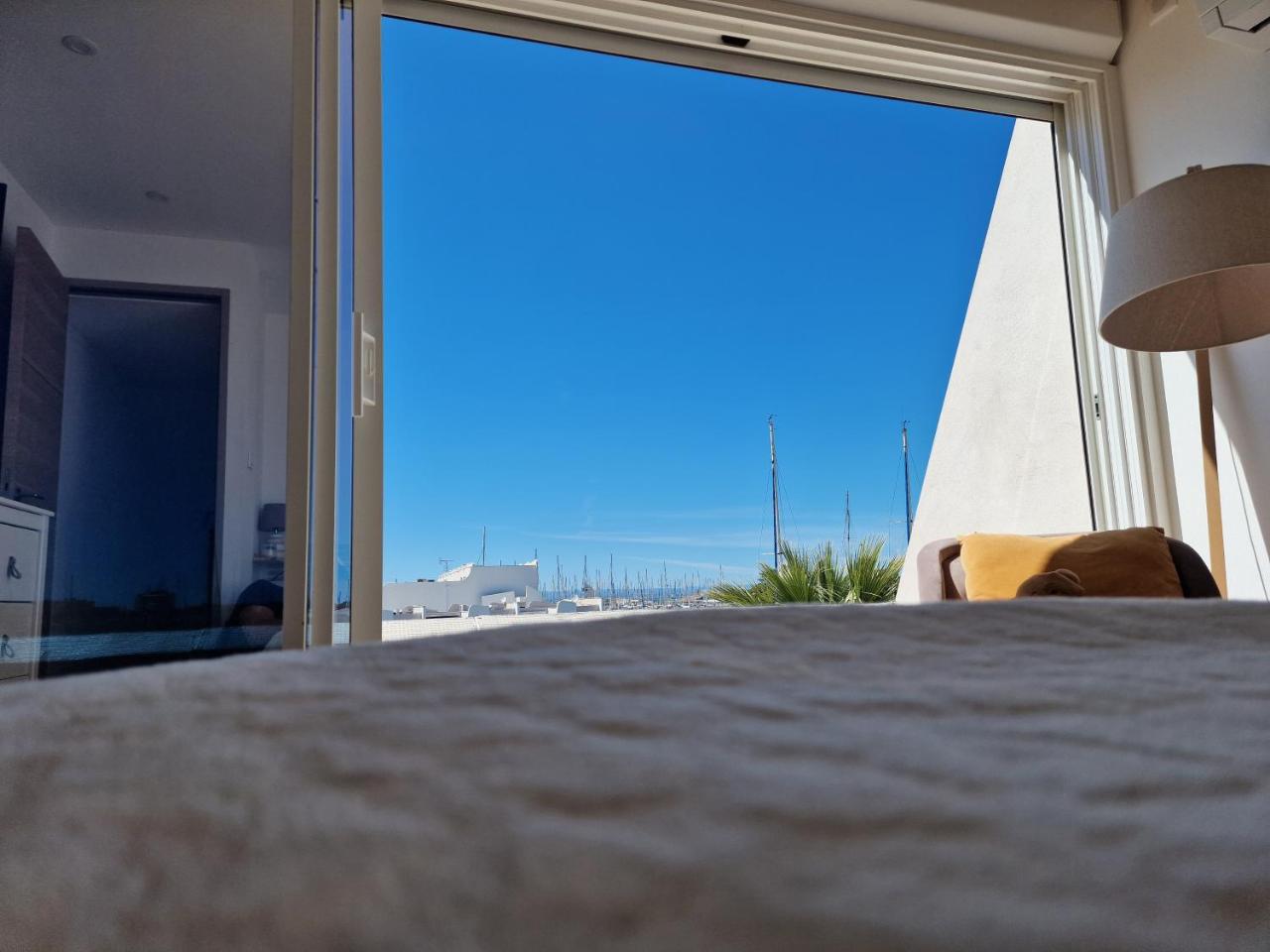 Marina Exceptionnelle - 8 pers - 120 m2 vue mer - Suites Parentales - Cinéma - Ponton - 5