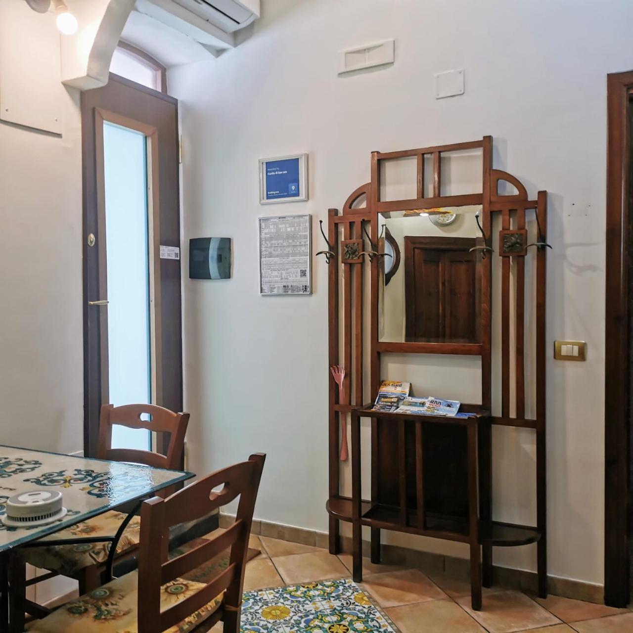 Cortile di San Leo - 6