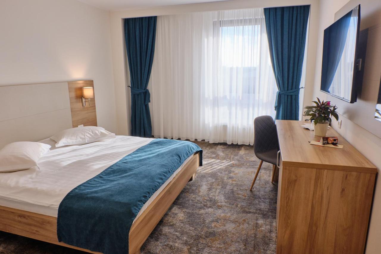 Photo - Hotel Regal