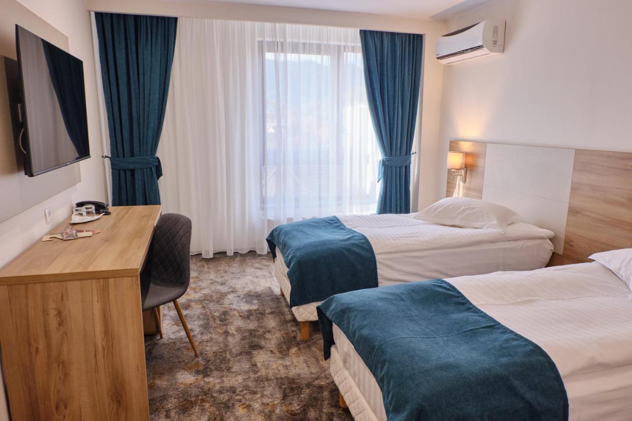 Photo - Hotel Regal