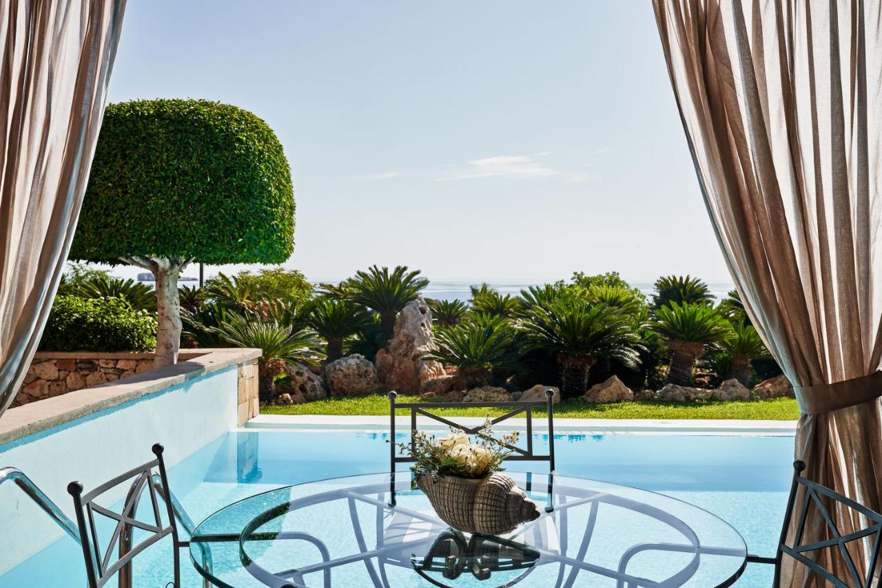 Aquagrand Artistic Luxury Beach Resort - Adults Only photo 2