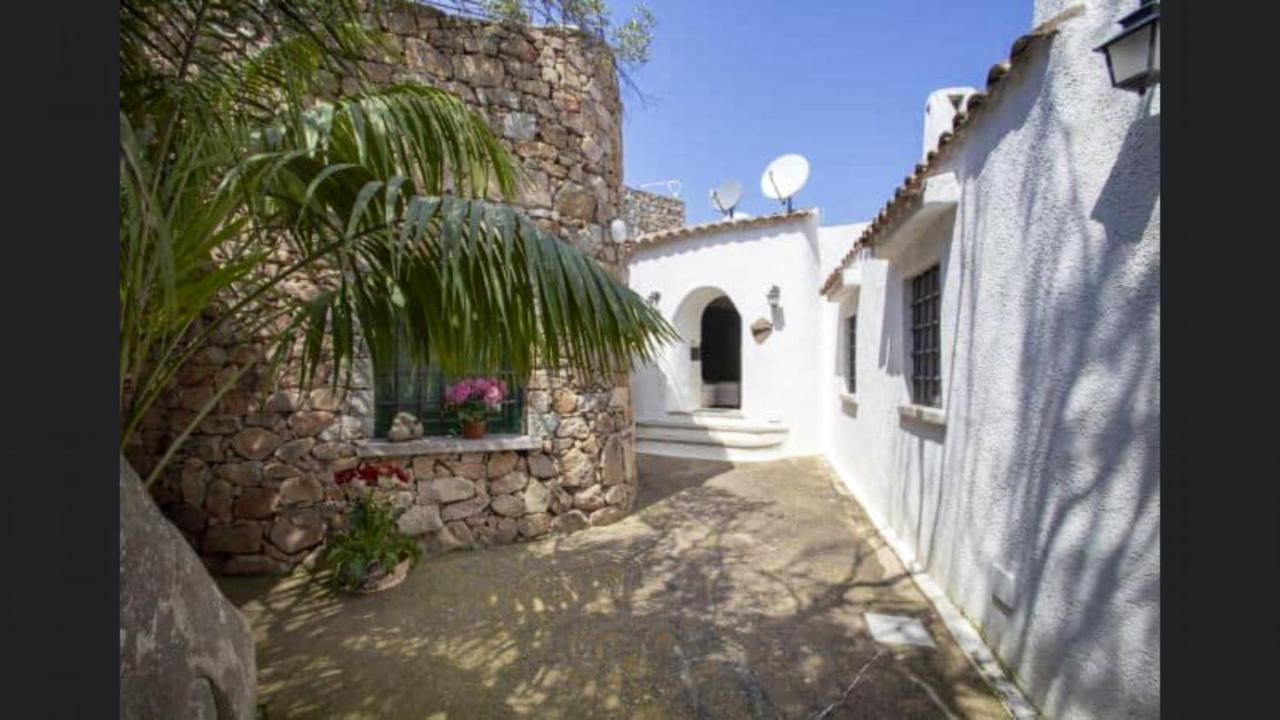 Seaside Villa in Porto Rotondo + Shared Pool - 3