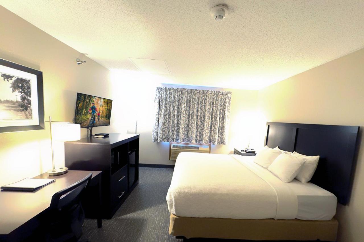 Country Trails Inn &Suites photo 3