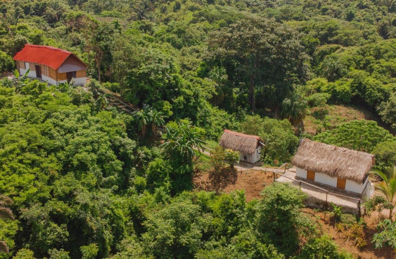 HOSTAL MIRADOR dentro del parque tayrona