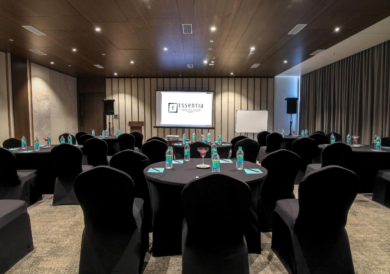Essentia Premier Hotel Pune Wakad photo 4