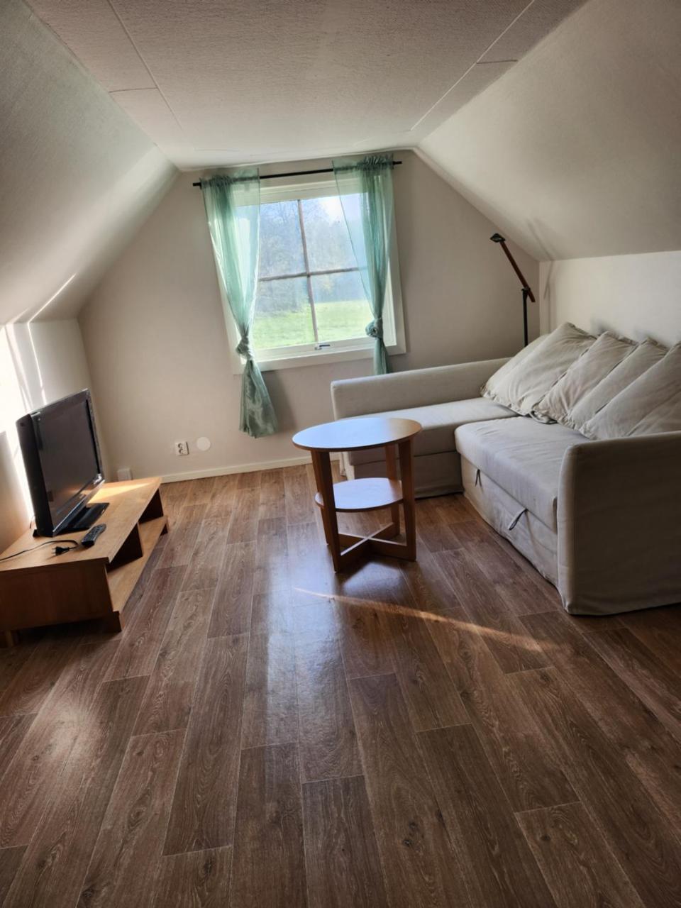 Stuga på landet - 5