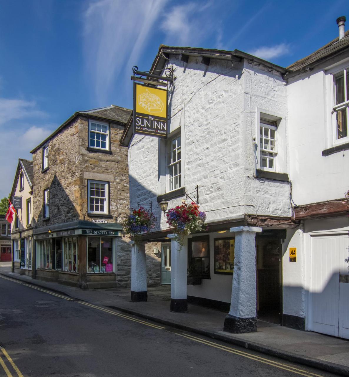 Sun Inn - 4