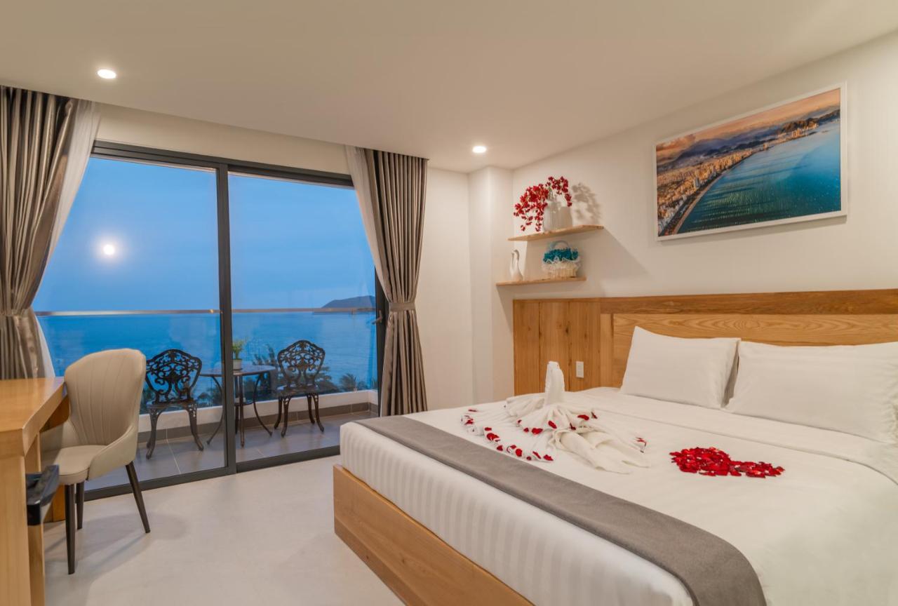 Bluebay Hotel photo 4