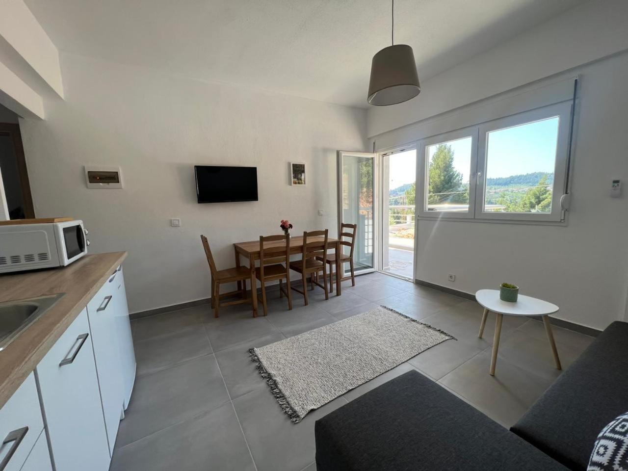 Sithonian suites - 4