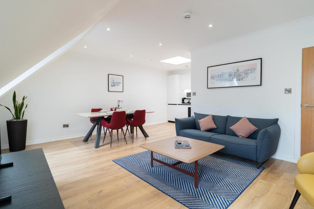 PREMIER SUITES Edinburgh Fountain Court photo 3