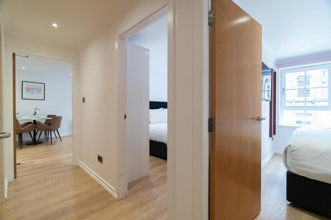PREMIER SUITES Edinburgh Fountain Court photo 4