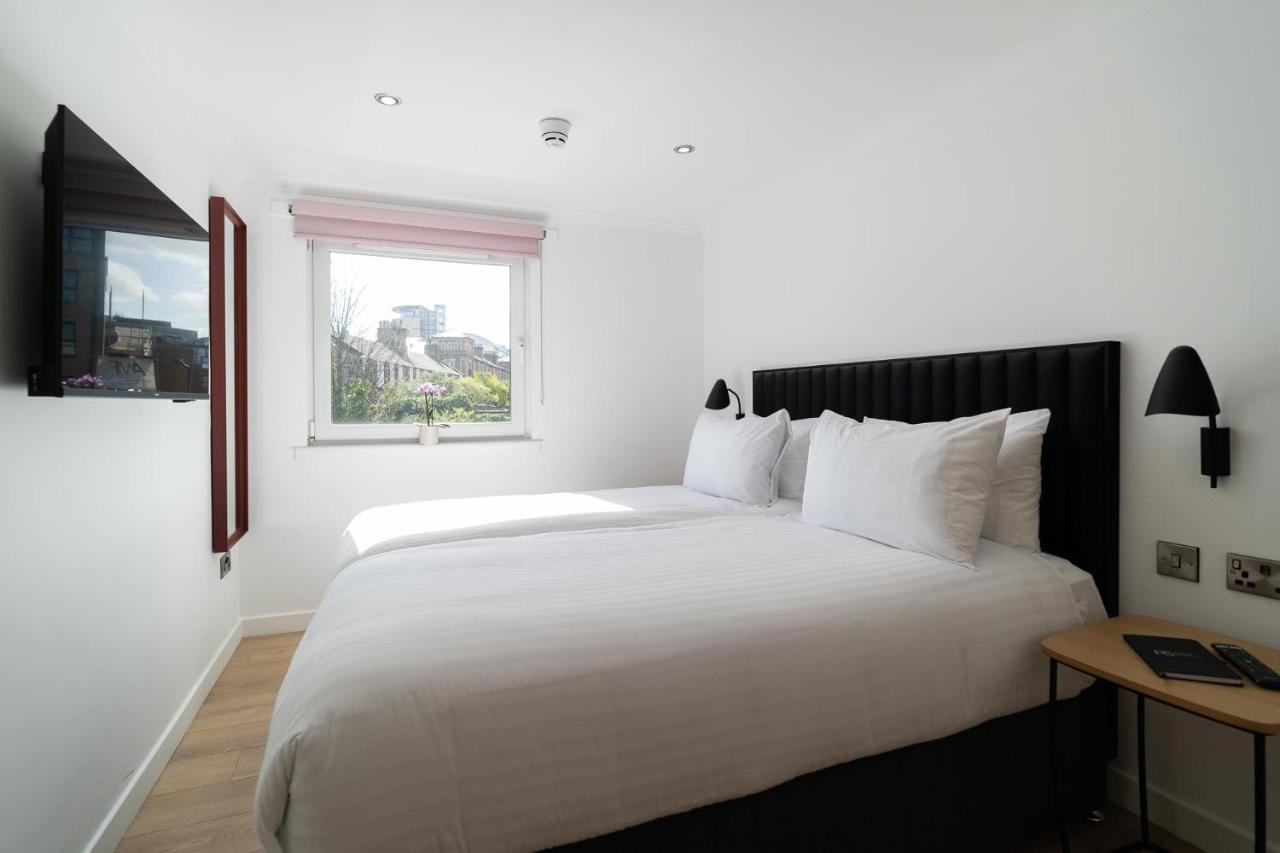 PREMIER SUITES Edinburgh Fountain Court photo 2