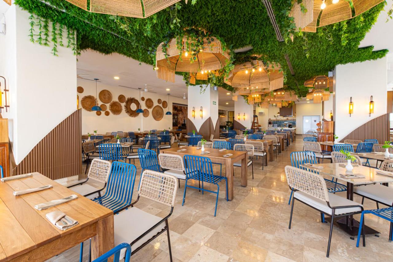 Tesoro Ixtapa Beach Resort photo 2