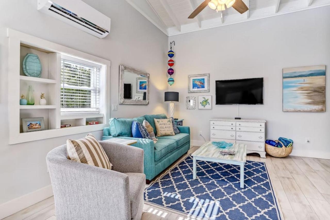 Turtle Loft - Charming Oceanfront Loft - Multiple Decks - Private Beach Access - 2