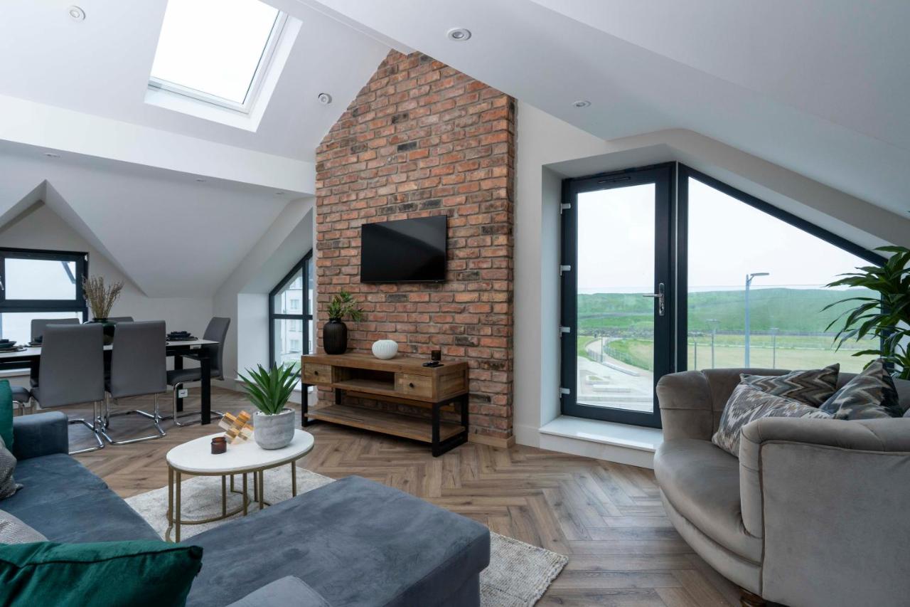37 West Portrush Luxury Penthouse - Nestled Property Management - 3