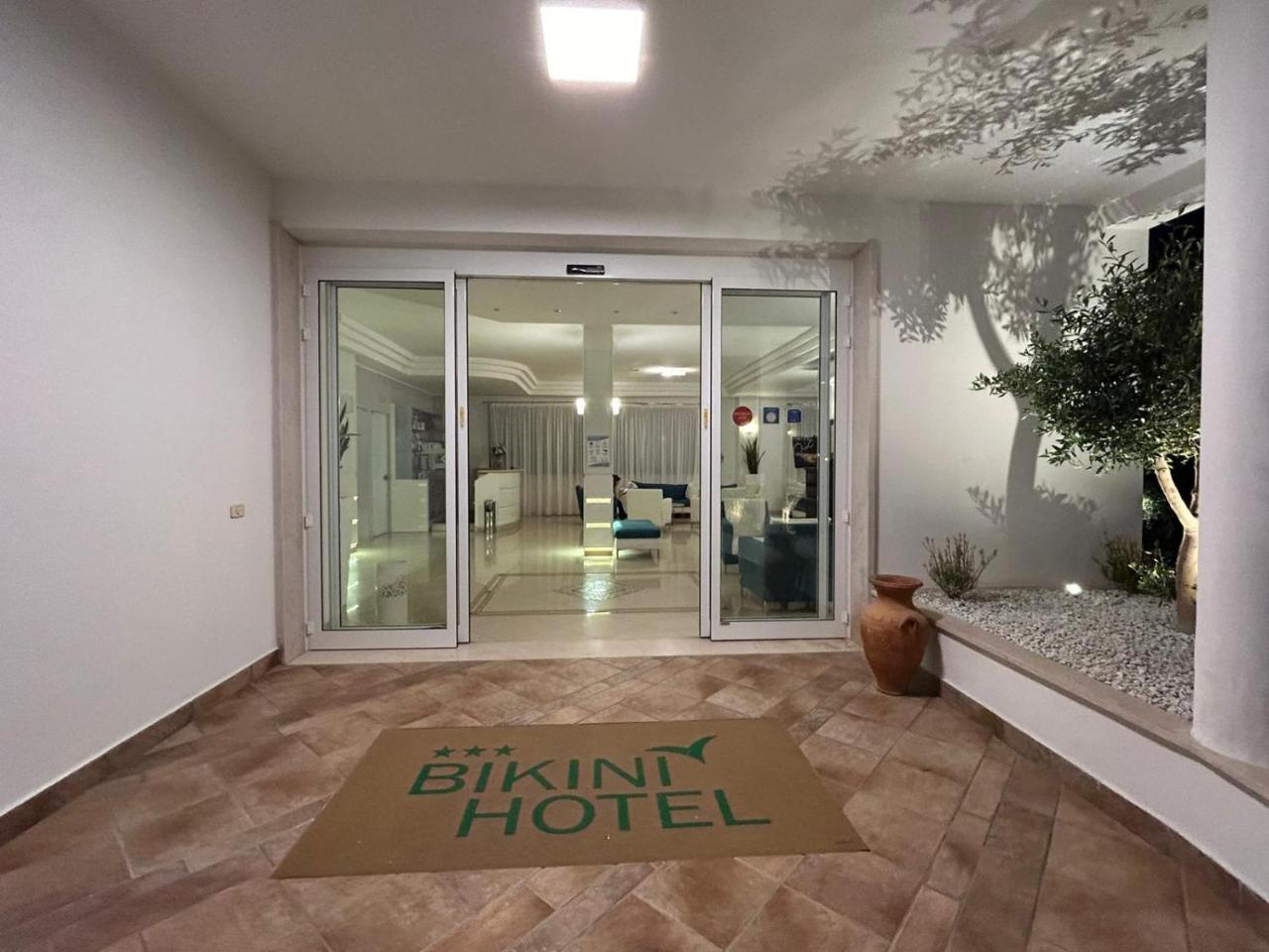 Bikini Hotel